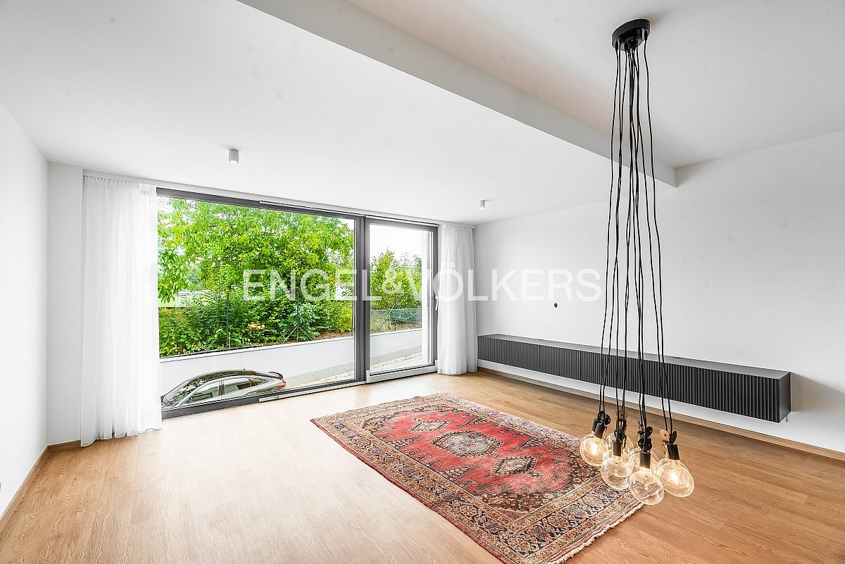 Pronájem domu 165 m² s pozemkem 120 m²