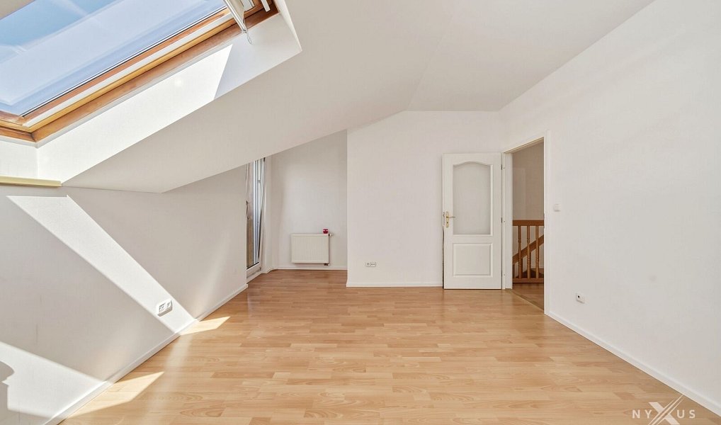 Pronájem domu 324 m² s pozemkem 287 m², Praha – náhled fotky 7