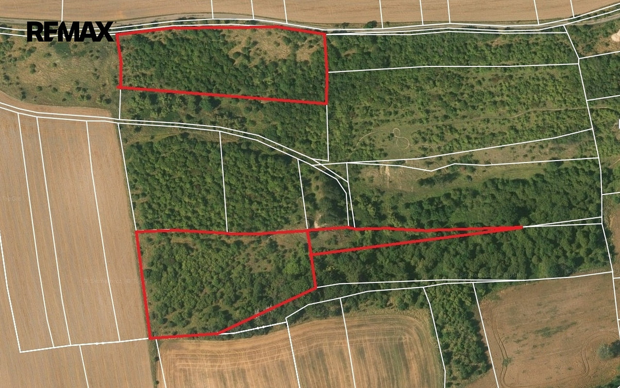 Prodej pozemku 20 682 m², Slaný