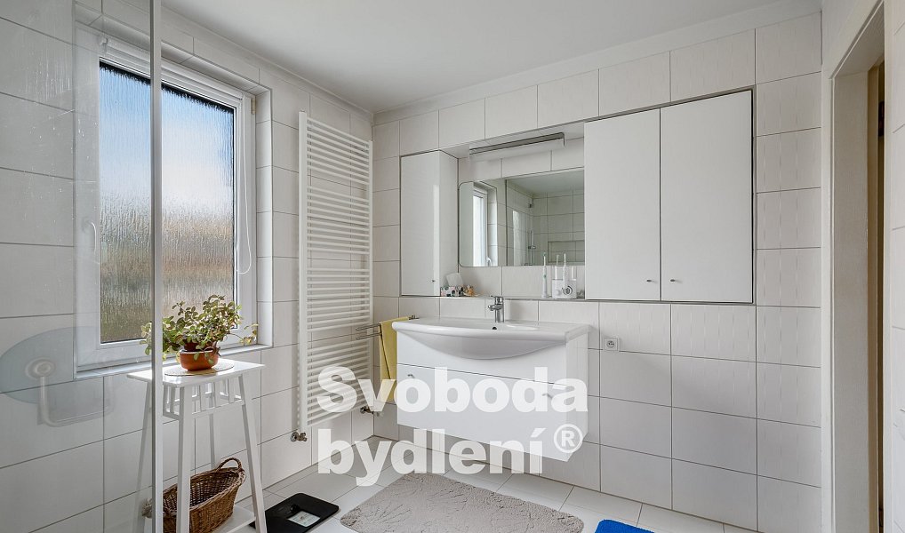 Prodej domu 222 m² s pozemkem 344 m², Praha – náhled fotky 22