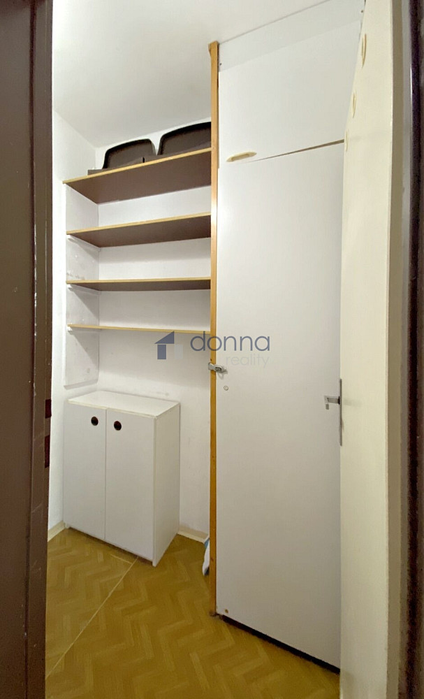 Pronájem bytu 1+kk 29 m² – fotografie 3