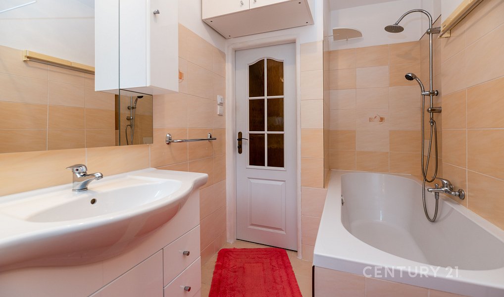 Prodej bytu 2+1 70 m², Praha – náhled fotky 7
