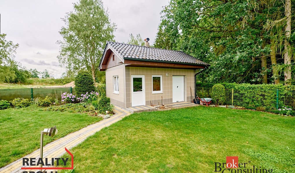 Prodej domu 550 m² s pozemkem 1 400 m², Nová Role – náhled fotky 10