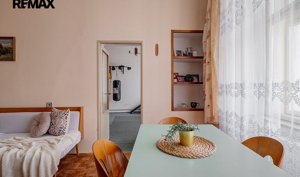 Prodej domu 200 m² s pozemkem 1 223 m², Kozárovice – náhled fotky 13