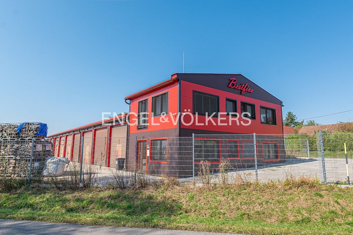 Pronájem skladovacích prostor 486 m², Ždírec