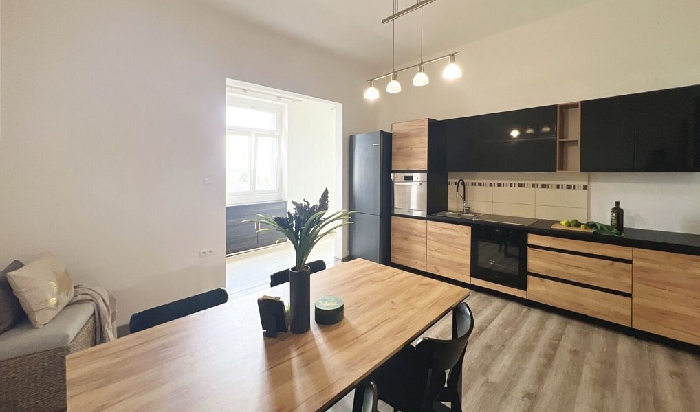 Prodej bytu 3+1 106 m², Praha – náhled fotky 5