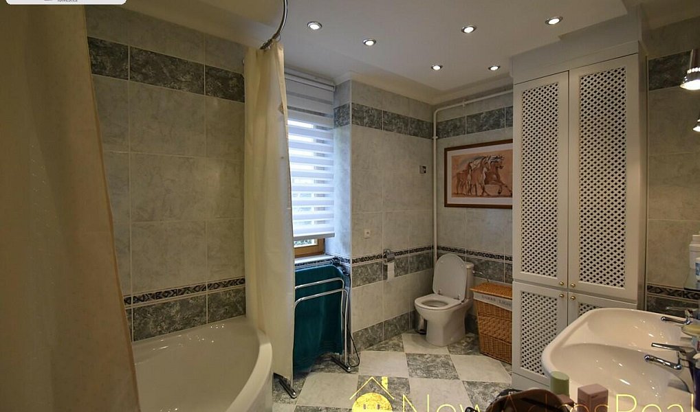 Prodej domu 220 m² s pozemkem 900 m², Karlovy Vary – náhled fotky 23