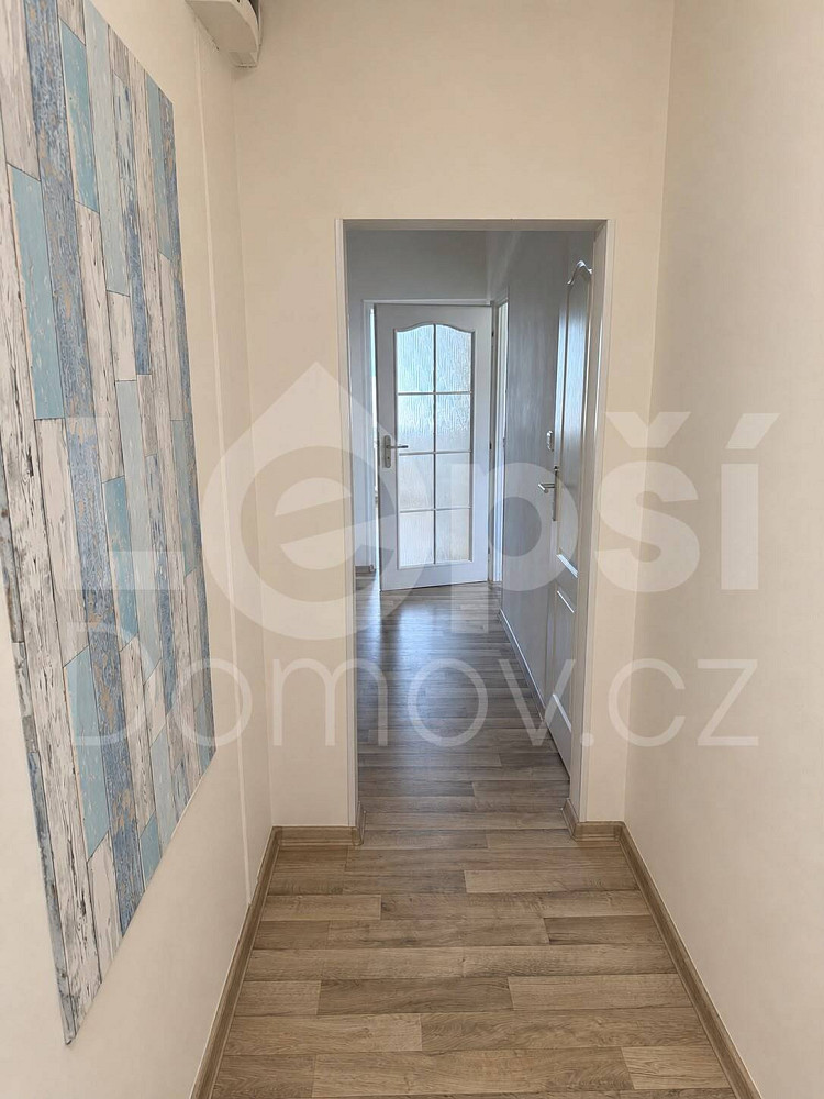 Pronájem bytu 3+1 73 m² — photo 2
