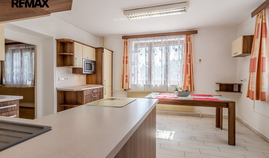 Prodej domu 151 m² s pozemkem 903 m², Lužná – náhled fotky 6