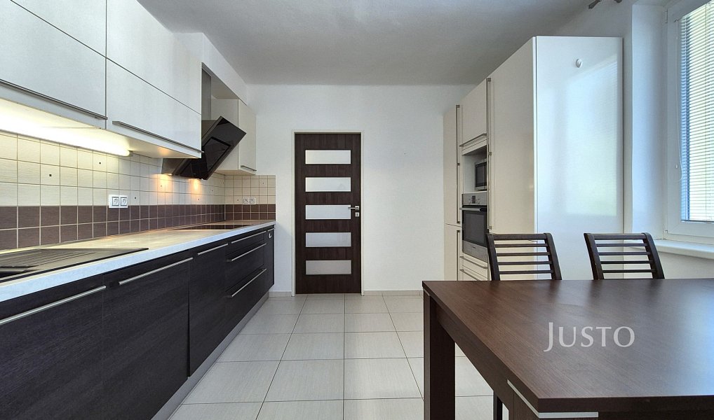 Pronájem bytu 3+1 79 m², Písek – náhled fotky 2