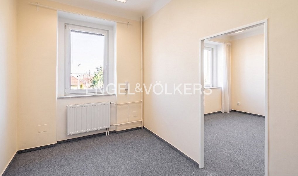 Pronájem kanceláře 35 m², Praha – náhled fotky 4
