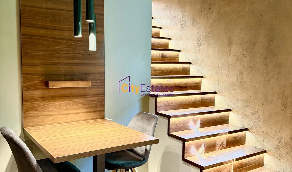Prodej bytu 2+1 110 m², Praha – fotka 1 z 28