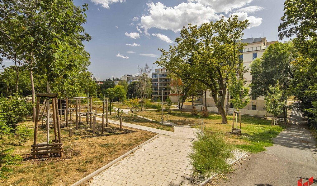 Prodej bytu 2+kk 55 m², Praha – náhled fotky 29