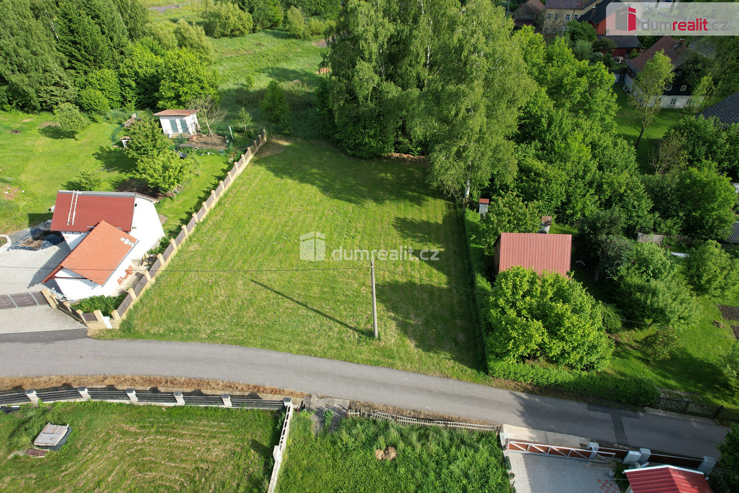 Prodej stavebního pozemku 1 043 m² — photo 2