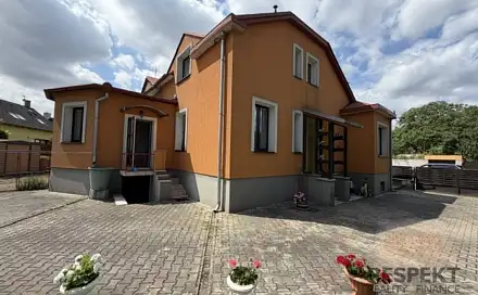 Prodej domu 103 m² s pozemkem 592 m², Milady Horákové, Kladno - Kročehlavy