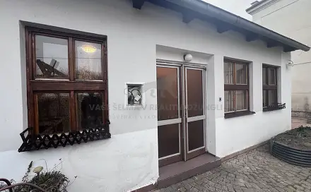 Pronájem bytu 1+1 44 m²