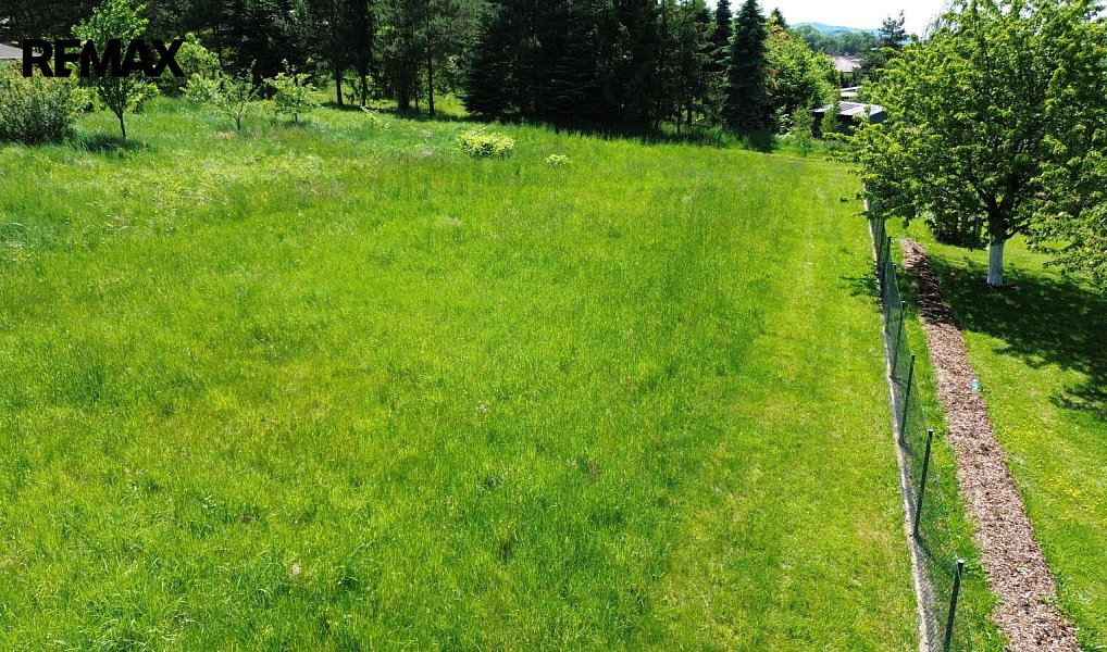 Prodej stavebního pozemku 800 m², Hukvaldy – náhled fotky 2