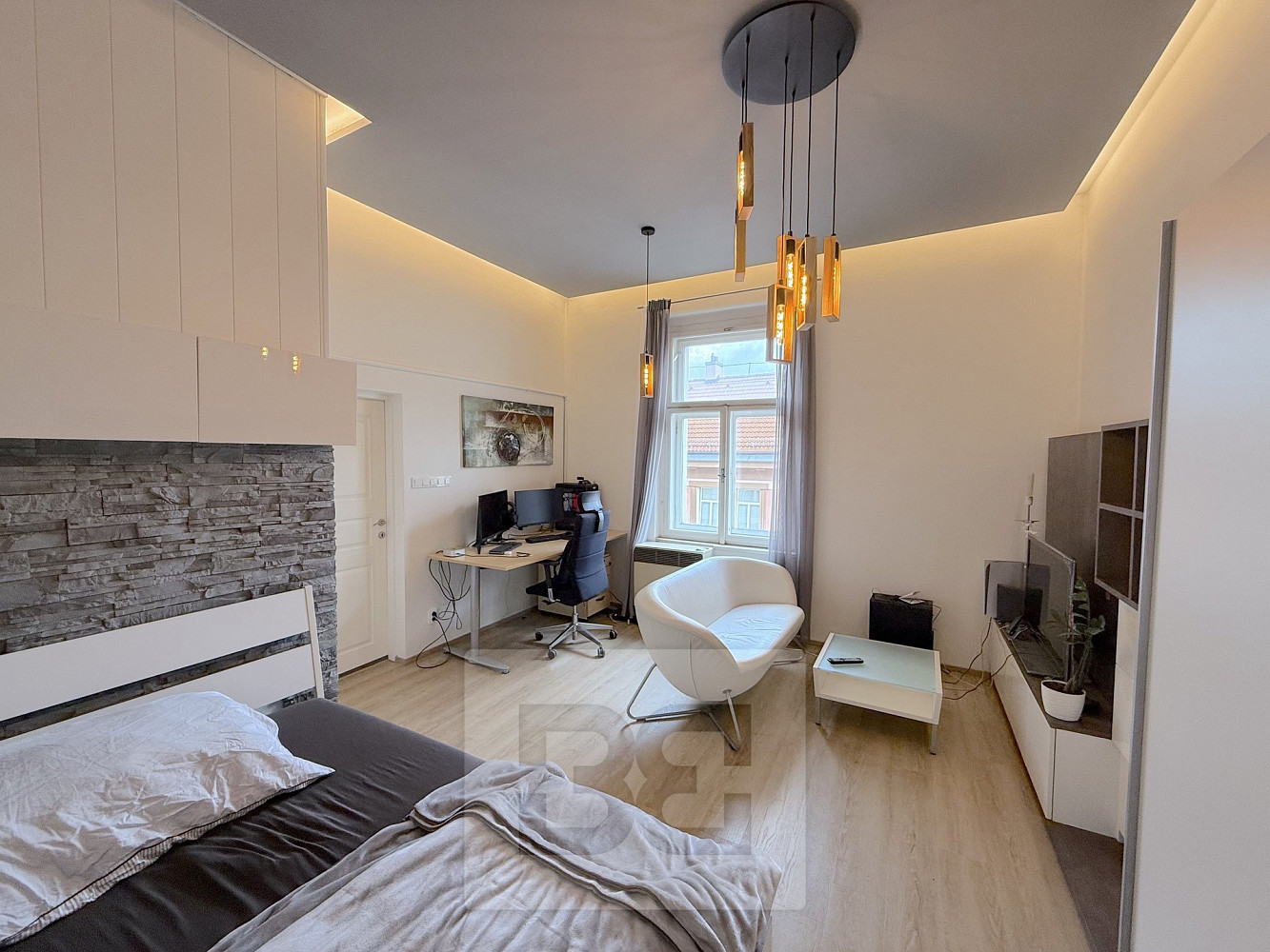 Pronájem bytu 2+kk 40 m² – fotografie 3
