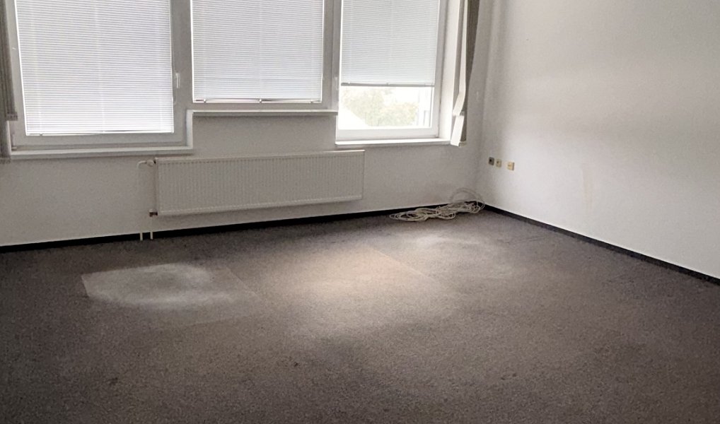 Pronájem kanceláře 141 m², Pardubice – náhled fotky 3