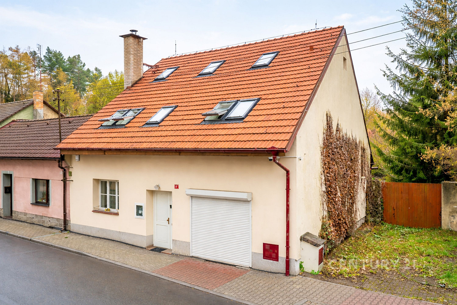 Prodej domu 217 m² s pozemkem 268 m²