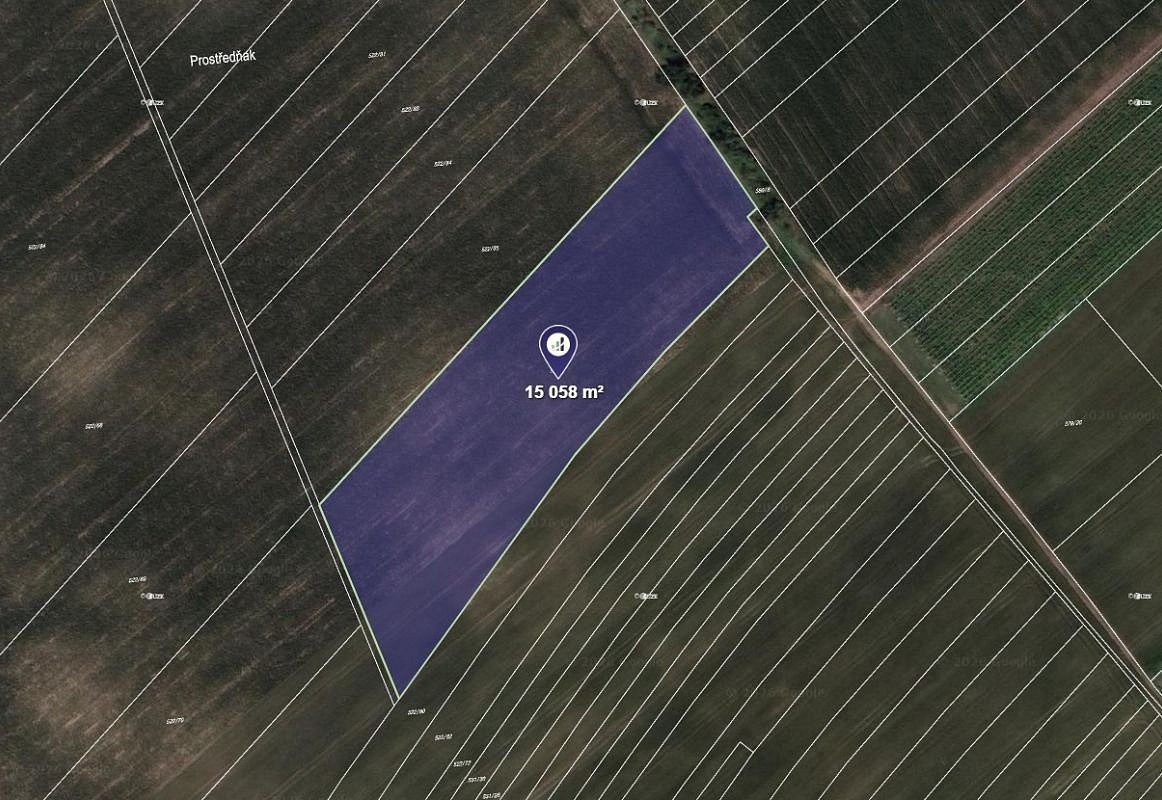 Prodej pole 11 712 m², Nový Poddvorov
