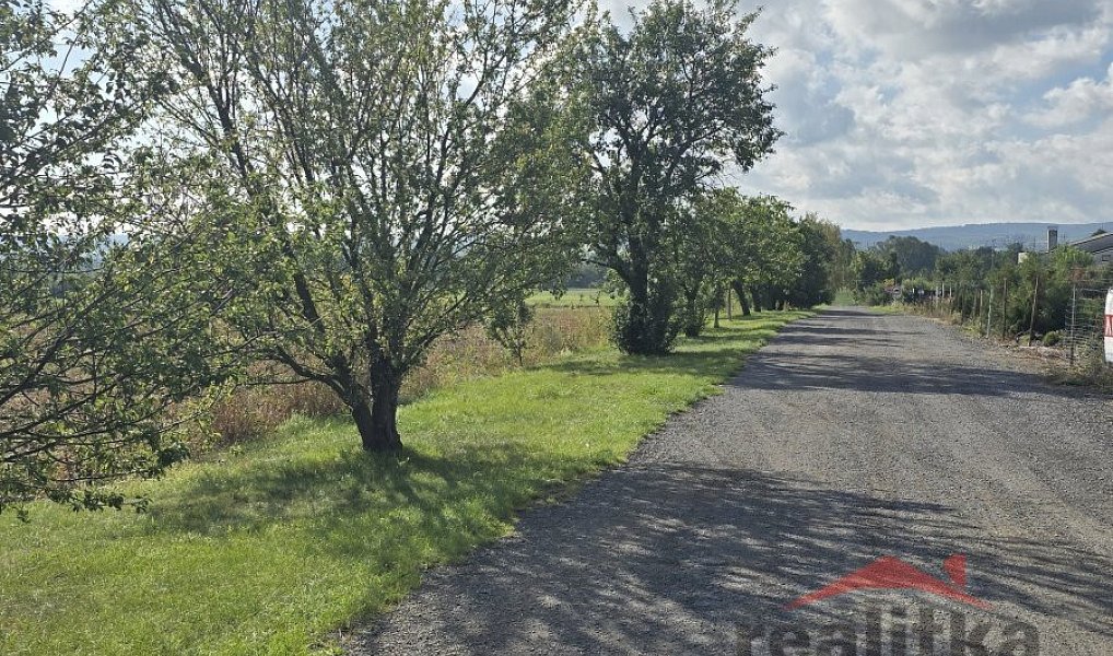 Prodej stavebního pozemku 1 865 m², Opava – náhled fotky 6