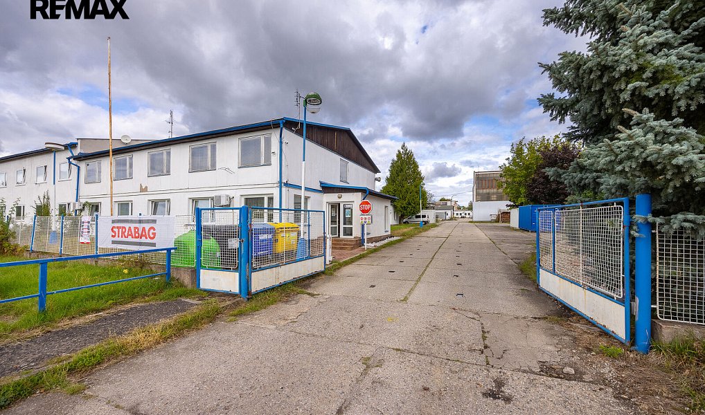Pronájem obchodních prostor 200 m², Hořice – náhled fotky 8