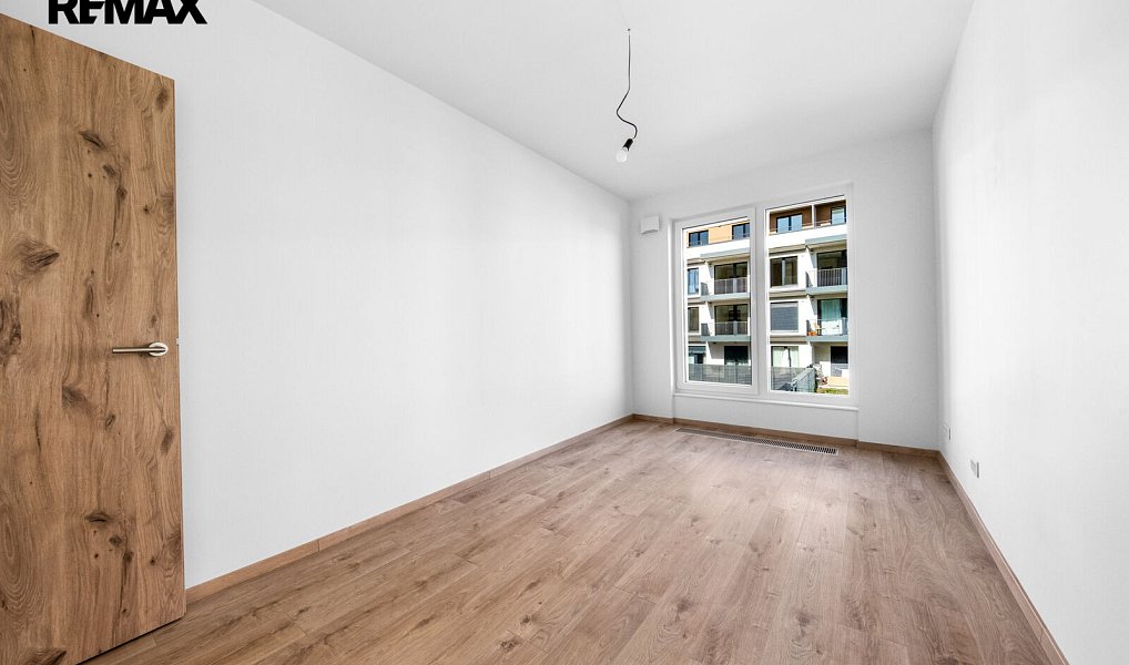 Prodej bytu 2+kk 47 m², Praha – náhled fotky 8