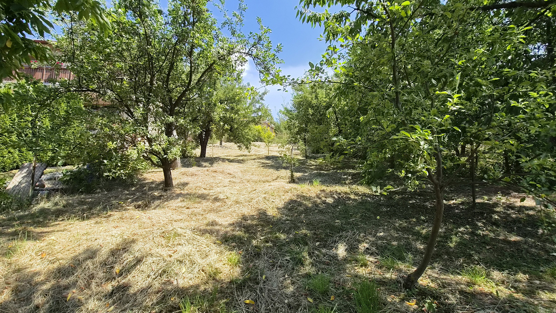 Prodej stavebního pozemku 611 m² – další