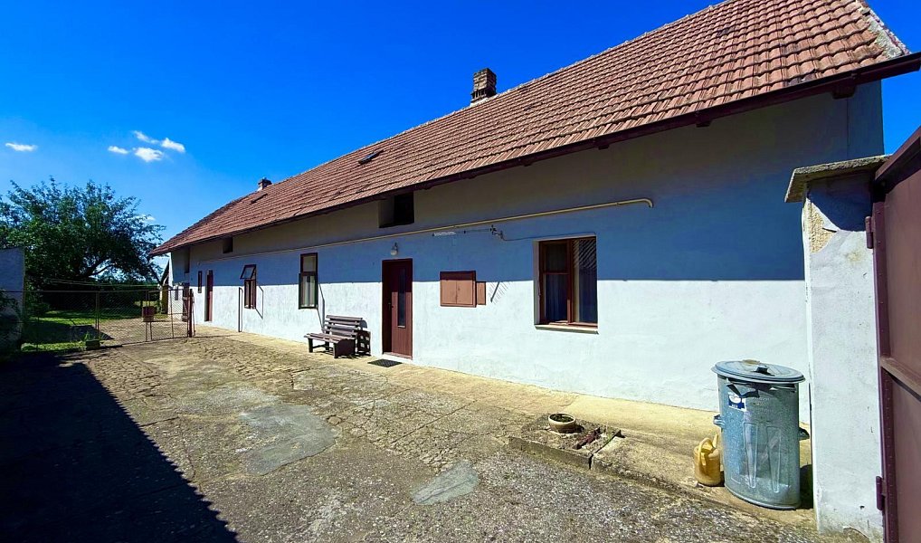 Prodej domu 252 m² s pozemkem 2 927 m², Krabčice – náhled fotky 30