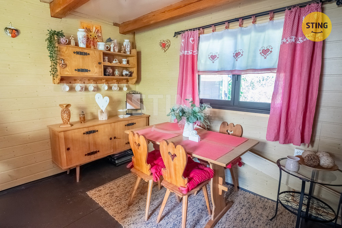 Prodej chaty/chalupy 35 m² s pozemkem 205 m² – fotografie 2