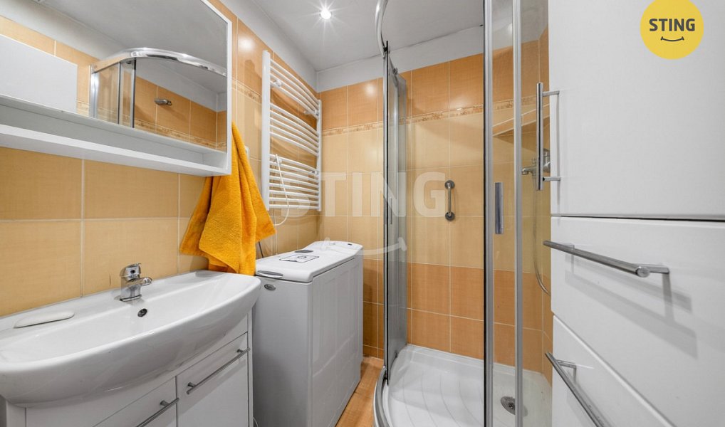 Prodej bytu 3+1 64 m², Jeseník nad Odrou – náhled fotky 2