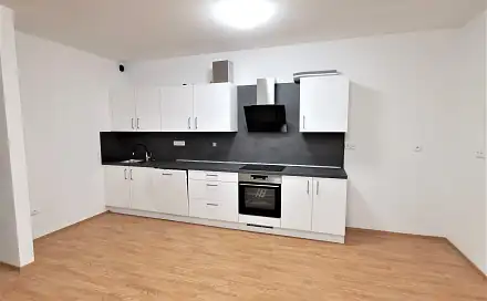 Pronájem bytu 3+kk 72 m²