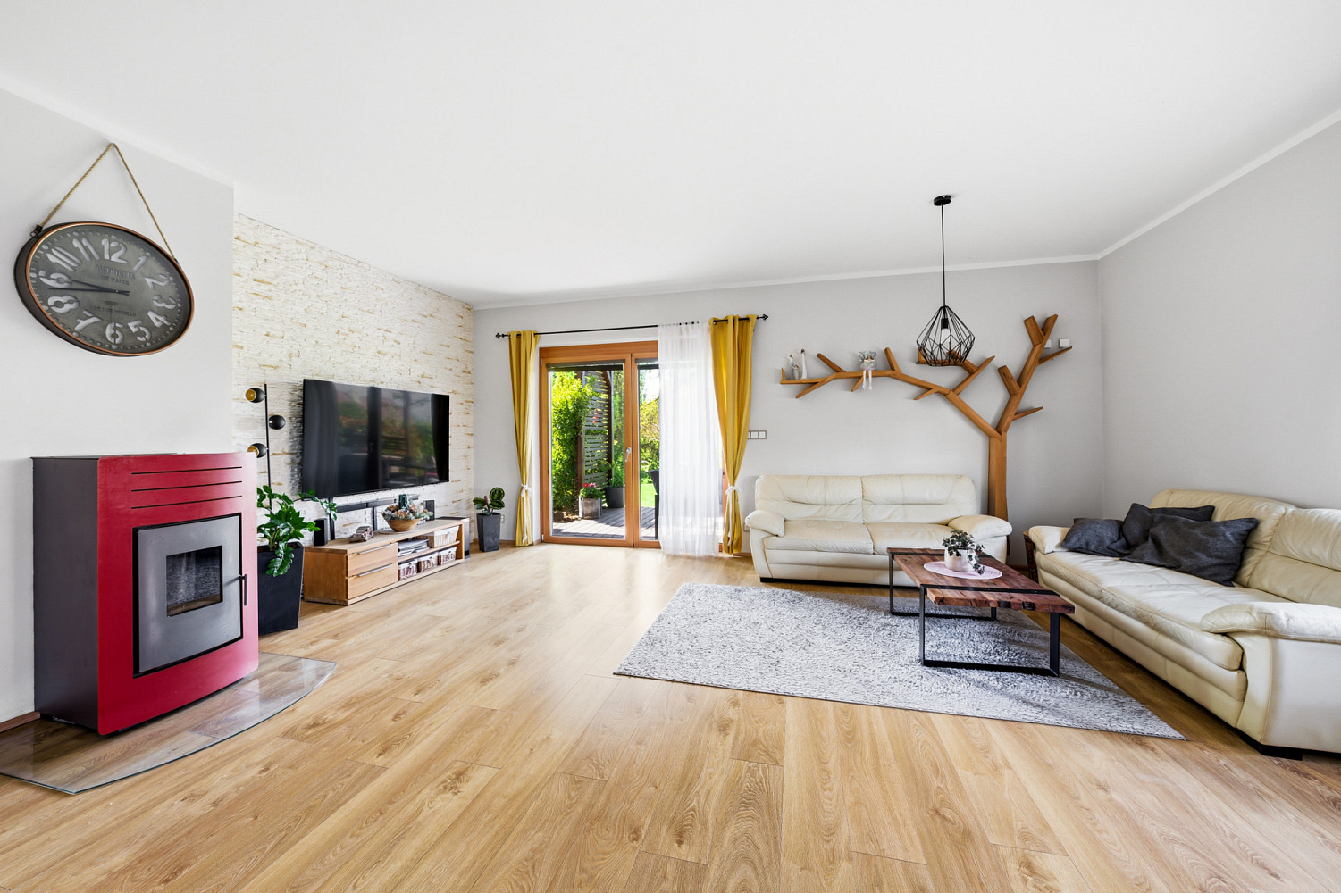 Prodej domu 107 m² s pozemkem 583 m² – fotografie 2
