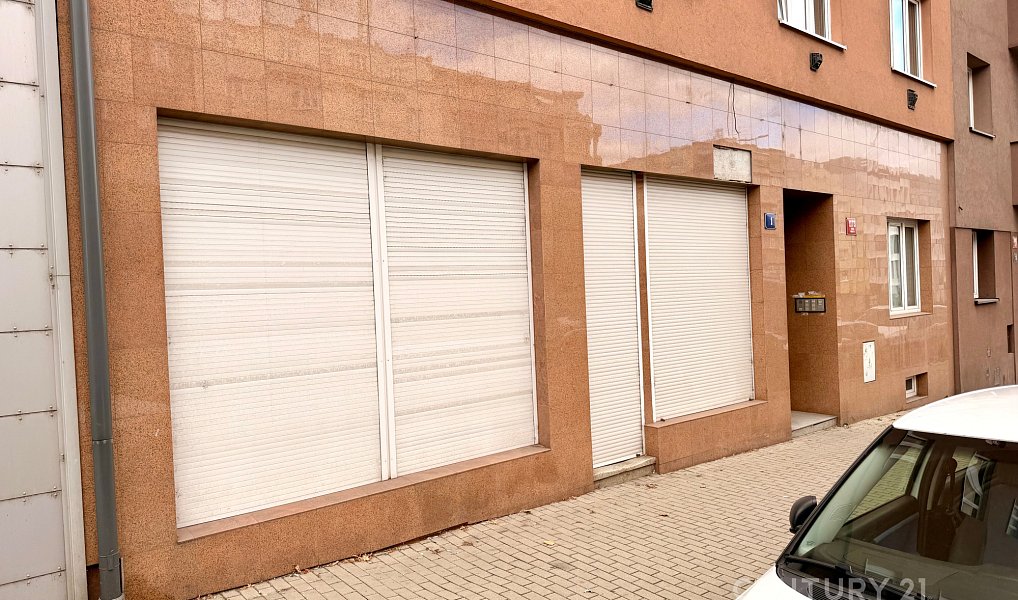 Pronájem skladovacích prostor 295 m², Praha – náhled fotky 14