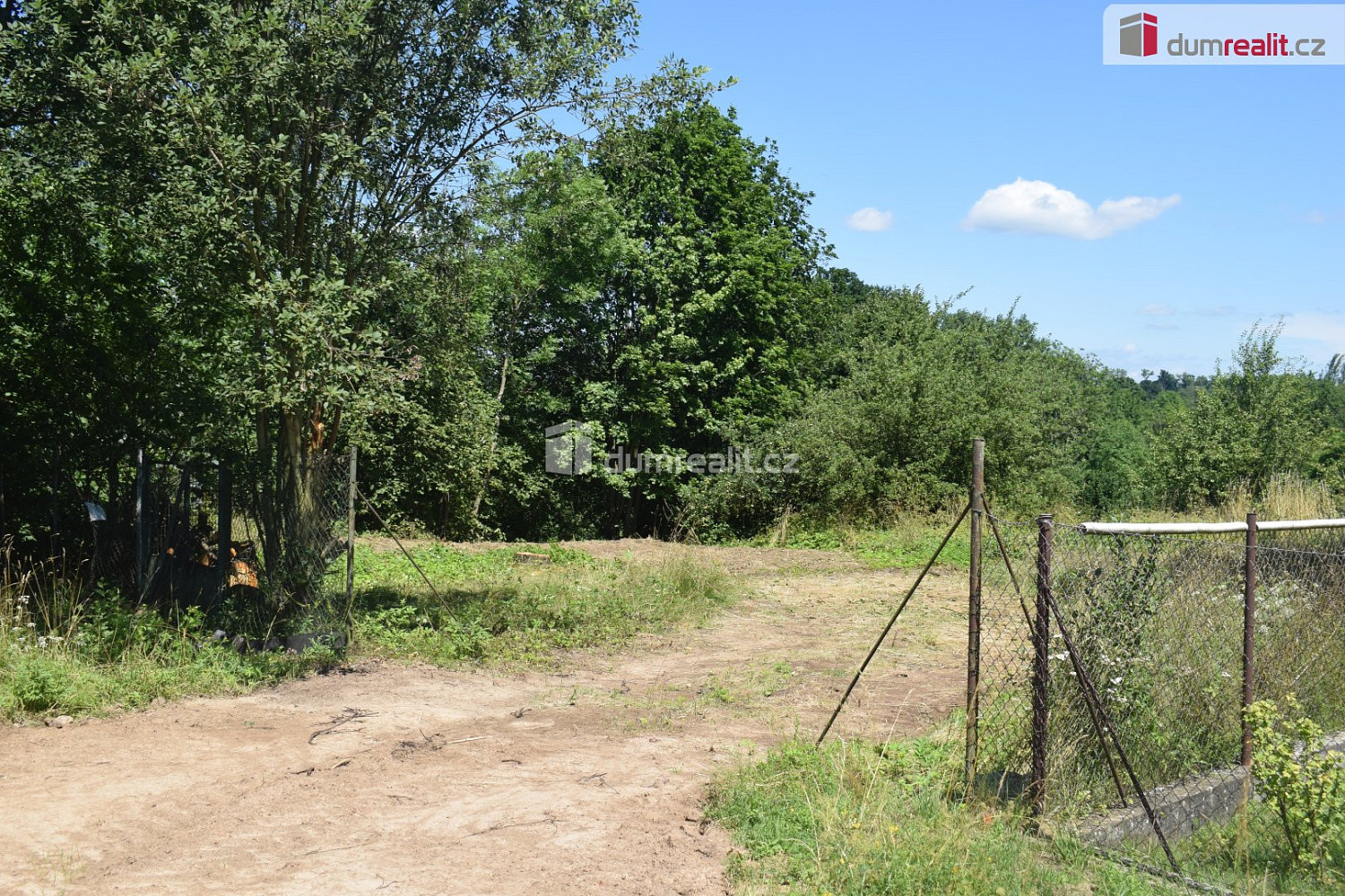 Prodej stavebního pozemku 909 m² - Widok 6