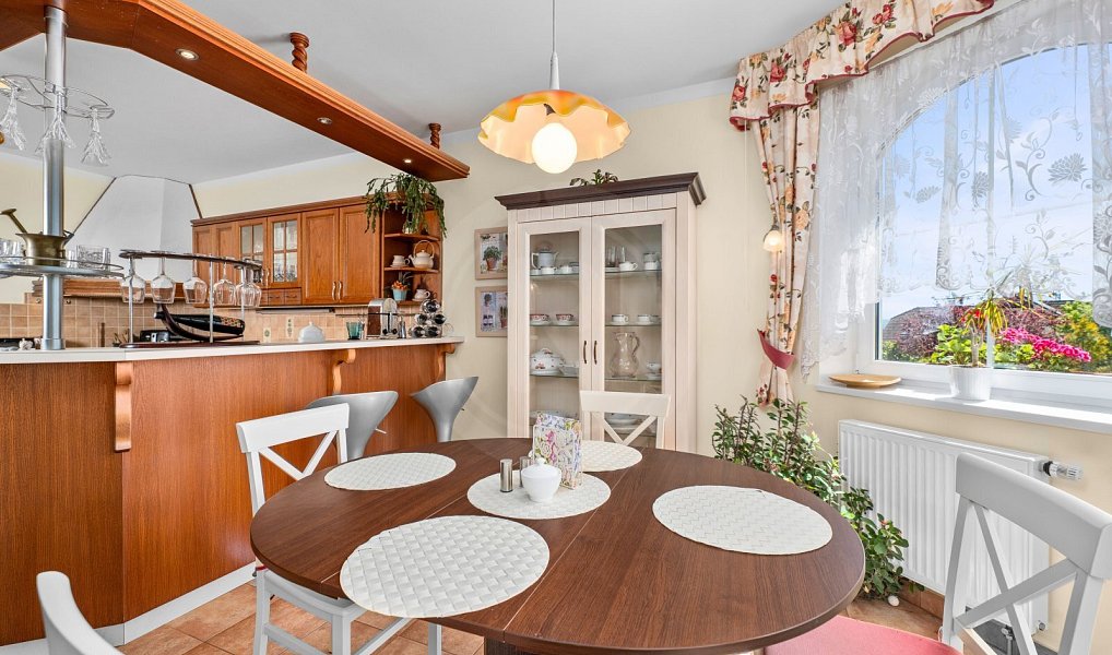 Prodej domu 340 m² s pozemkem 1 147 m², Tábor – náhled fotky 17