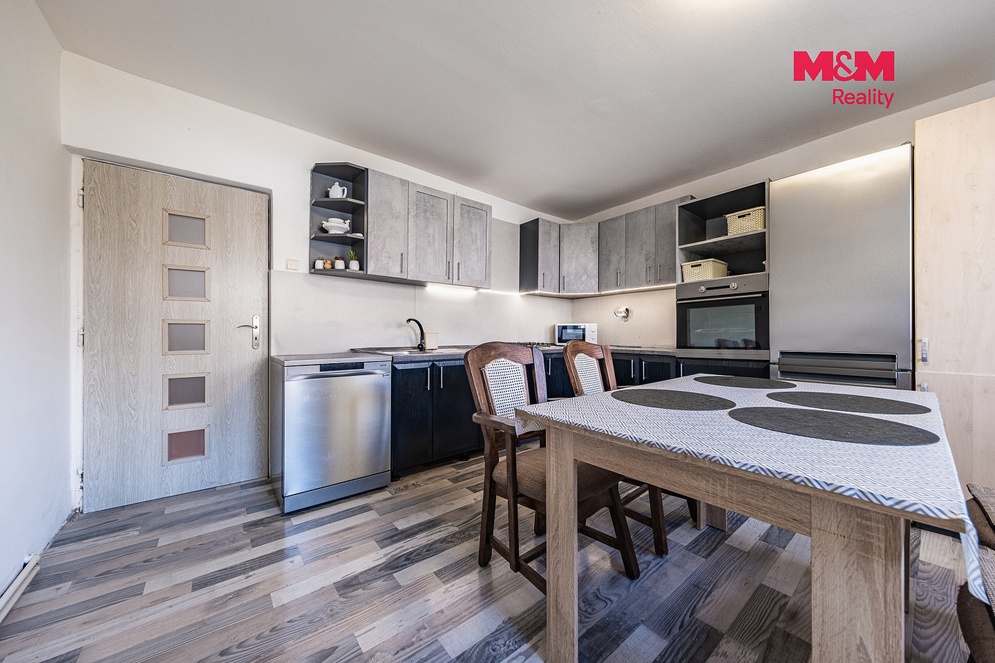 Prodej domu 108 m² s pozemkem 438 m² – fotografie 3