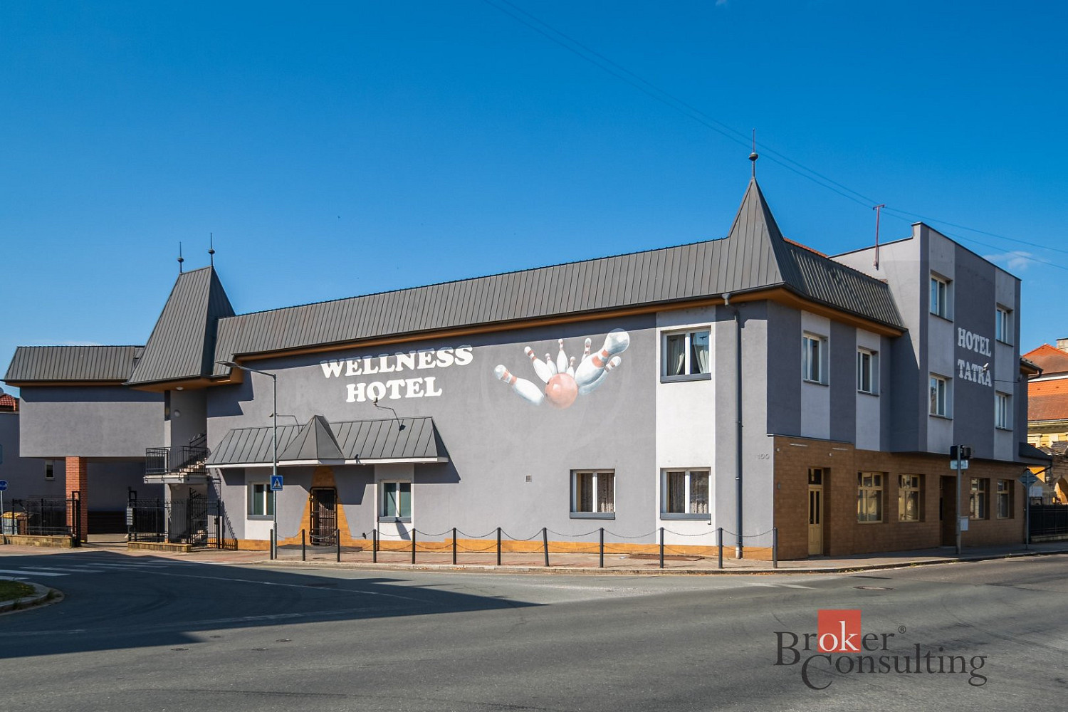 Prodej komerčního objektu (jiného typu) 1 359 m²