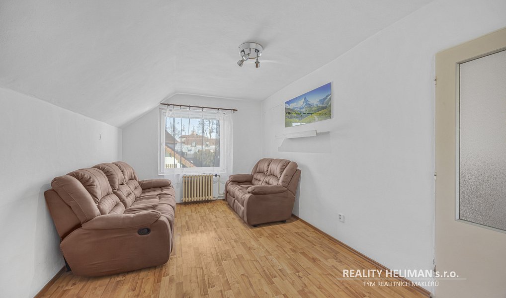 Prodej domu 393 m² s pozemkem 775 m², Líbeznice – náhled fotky 19