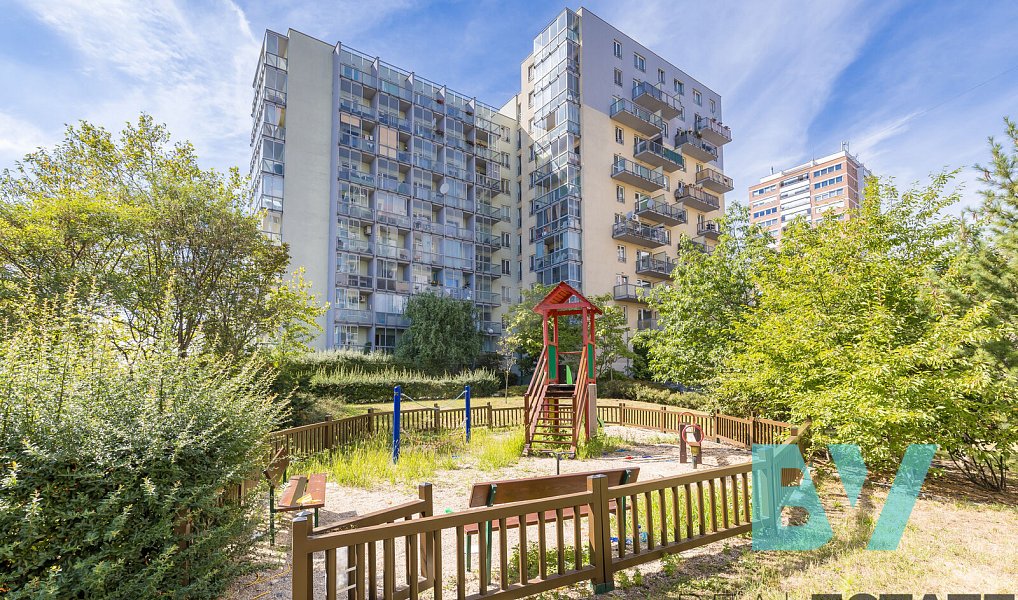 Prodej bytu 2+kk 49 m², Praha – náhled fotky 27