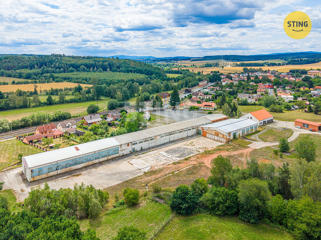 Prodej výrobních prostor 5 979 m² – fotografie 3