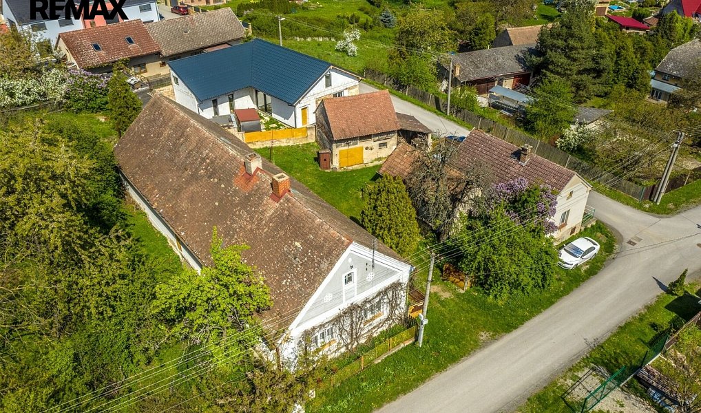 Prodej domu 180 m² s pozemkem 629 m², Dobrovice – náhled fotky 18