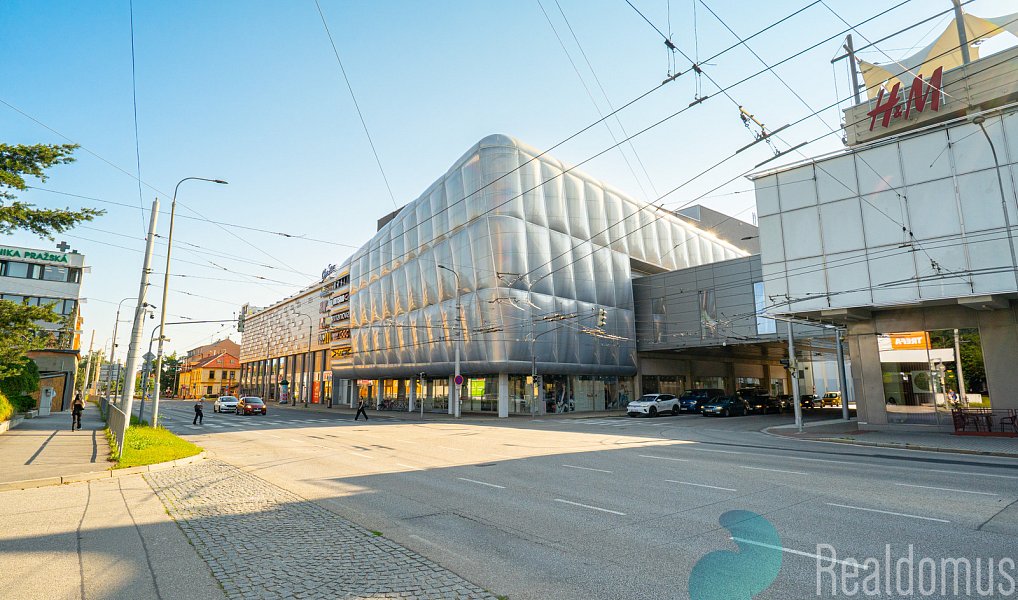 Pronájem kanceláře 100 m², České Budějovice – fotka 1 z 7