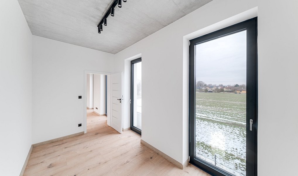 Prodej bytu 4+kk 99 m², Ostrava – náhled fotky 9