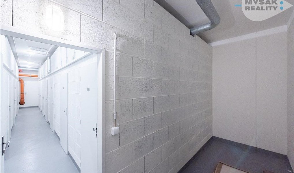 Pronájem bytu 3+kk 80 m², Praha – náhled fotky 23
