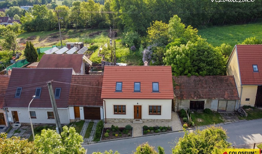Prodej domu 75 m² s pozemkem 133 m², Rousínov – náhled fotky 2