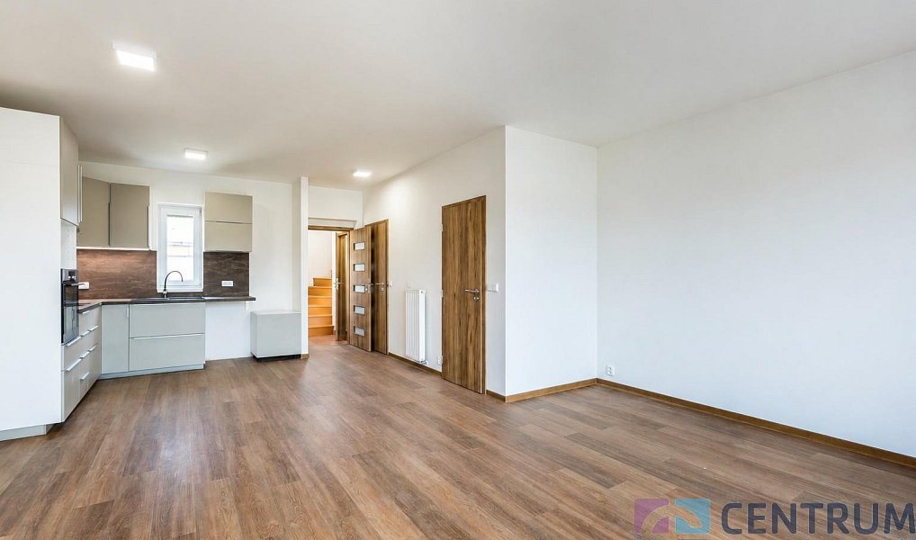Pronájem domu 97 m² s pozemkem 119 m², Liberec – náhled fotky 3