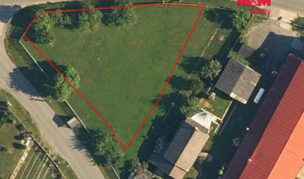 Prodej stavebního pozemku 1 267 m², Lom – náhled fotky 2