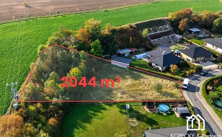 Prodej stavebního pozemku 2 044 m², Močovice, okres Kutná Hora